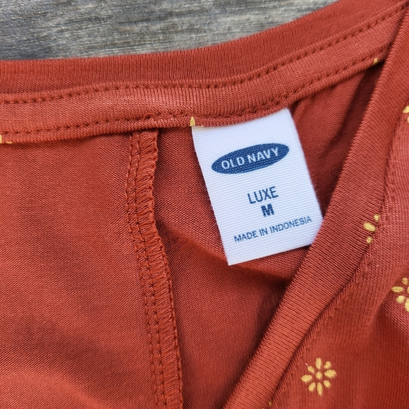 Old Navy Tank Top - Picture 4 of 4